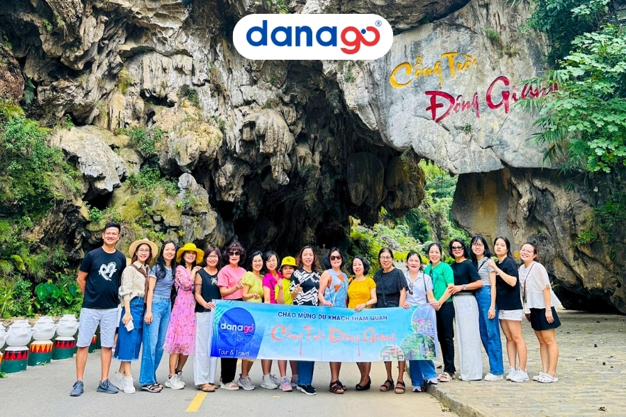 Check-in cổng Đá tại Cổng Trời Đông Giang